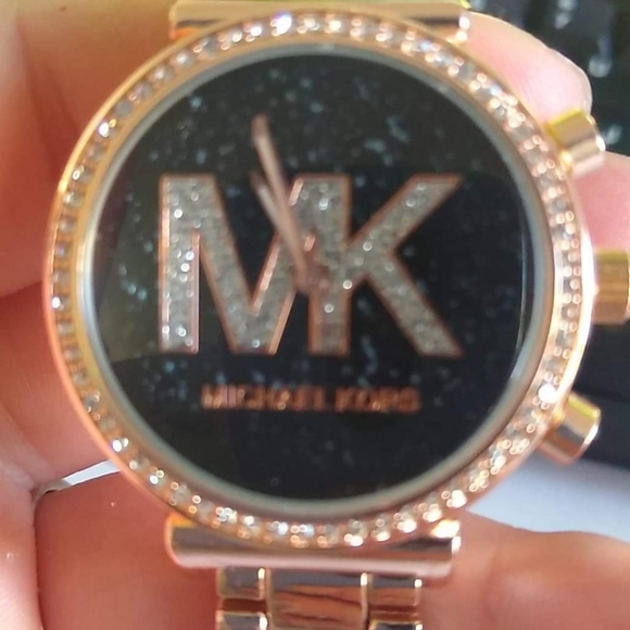 Watch - Picture 3 of 3